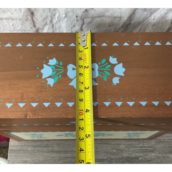 Country Folk Art Wooden Box for Card Storage Organization - Picture 5 of 8